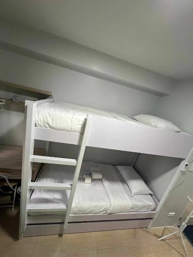 Iza'S Condo In Filinvest Alabang Manille 0*,  Philippines